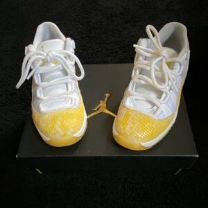 Jordan Kids White and Yellow Sneakers